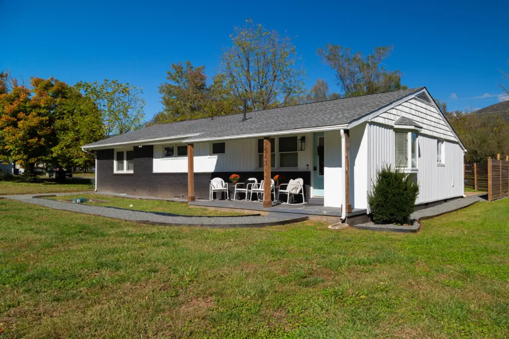 2563 Rockfish Valley Rd 6