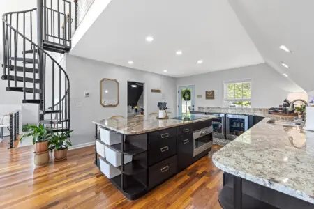 9e30b93f e57b 4344 9e66 4c5a7acd52e9.jpg