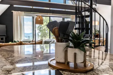 a335aaa1 e474 485d 88a2 e83000ff9860.jpg