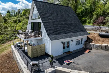 f2f5a95a 986c 4f0f b8dd f18bc0b4d525.jpg