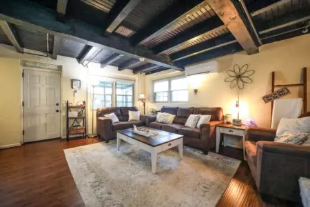 170a3010 84ec 4bd0 84c2 37bf7fdc2f07